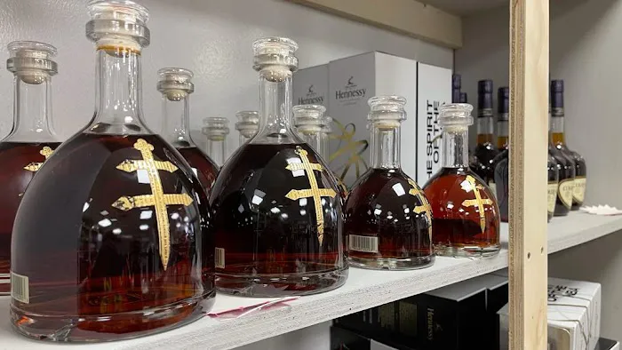 Mike’s Wine and Liquor 0