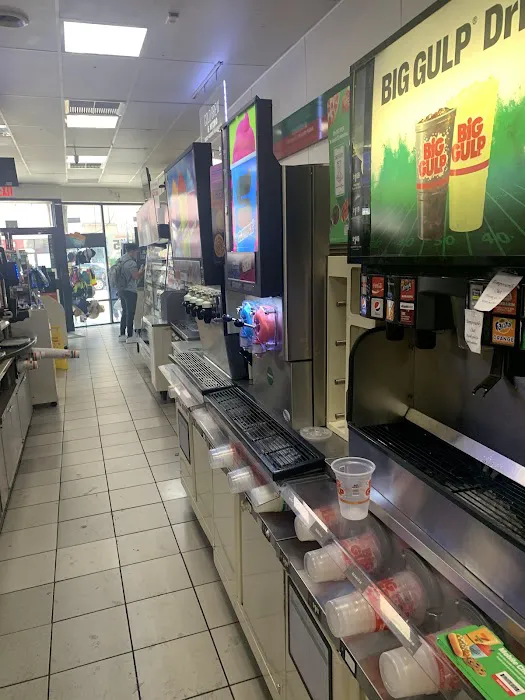 7-Eleven 2