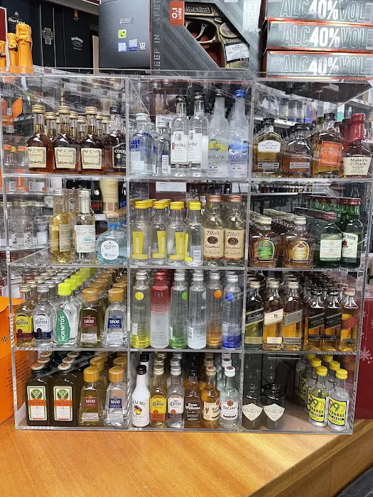 Magnum Wines & Spirits 8
