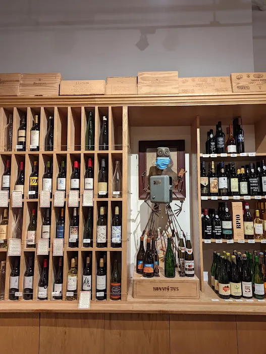 Hunters Point Wines & Spirits 1