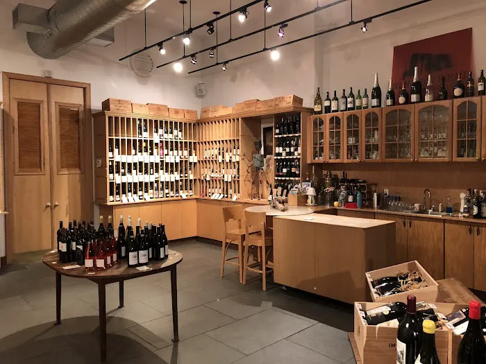 Hunters Point Wines & Spirits 8