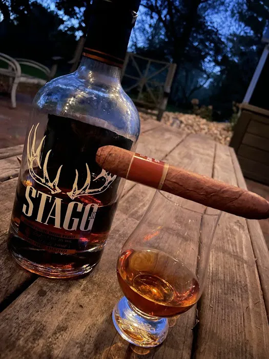 Blue Streak Wines & Spirits 4