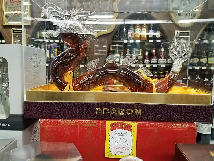 Lowery wines & liquors INC 0