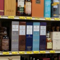 Raj American Liquors