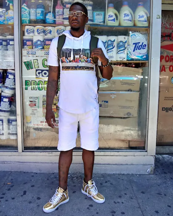 Uptown Wine Pantry Inc 3