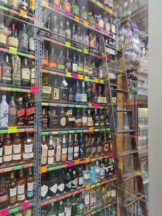 Lenox Liquors 4