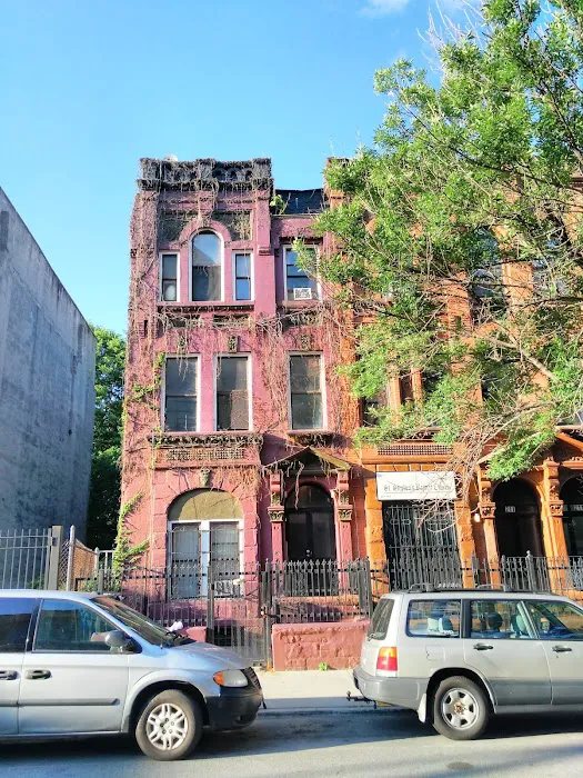 Harlem Discount Liquors 6