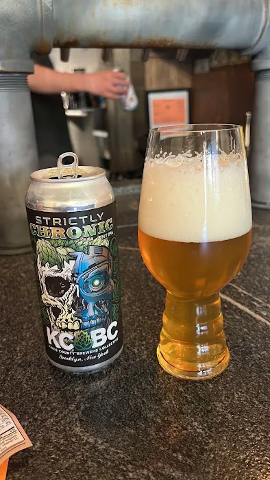 Nemo's Beer Shop 4