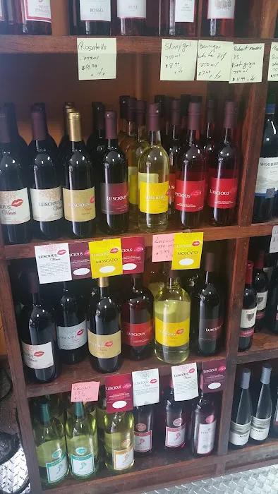 Ant Liquor Store 4