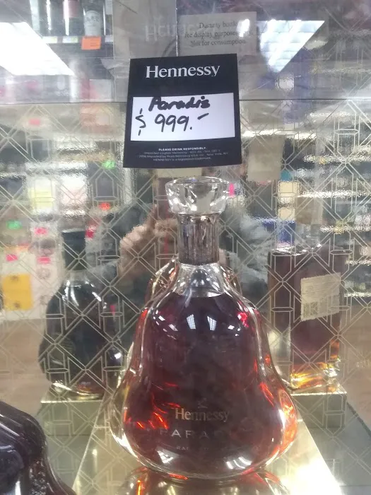 Hamilton Discount Wine & Liquor 5