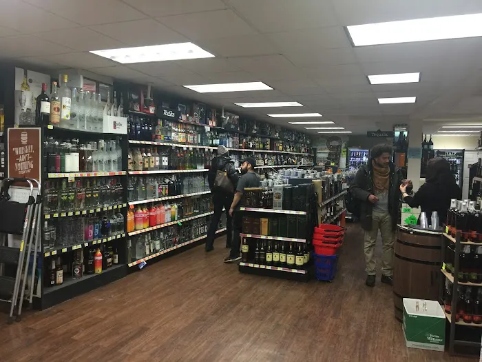 Hamilton Discount Wine & Liquor 7