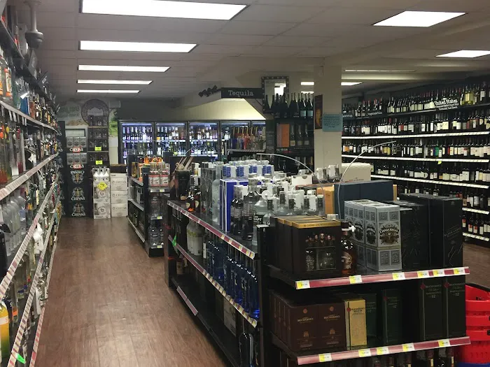 Hamilton Discount Wine & Liquor 9
