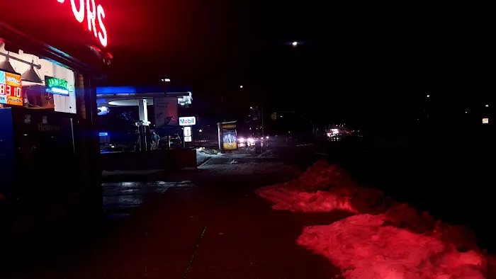Expressway Wine & Liquor Store 2