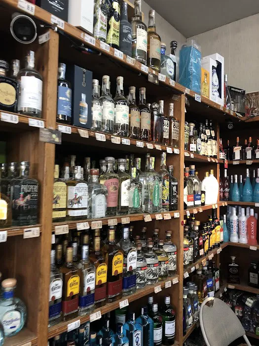 Expressway Wine & Liquor Store 3