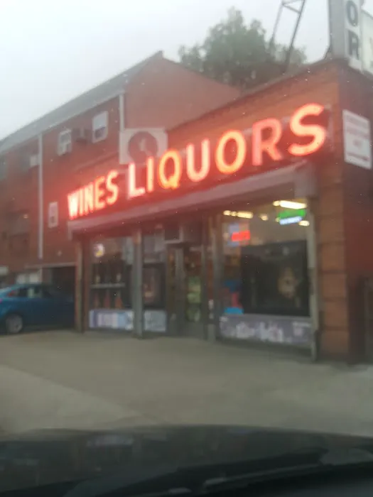 Expressway Wine & Liquor Store 0