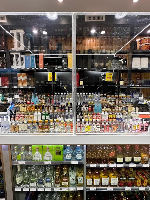 Trading Post Liquor 2