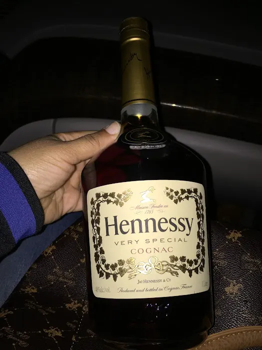 Brandons Discount Liquors 0