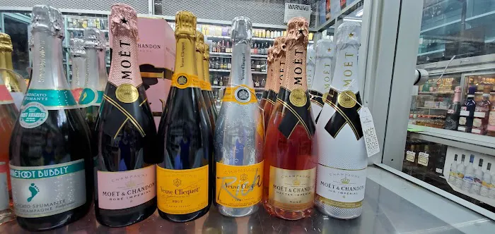 NYC St Ann's Wine & Liquors 0