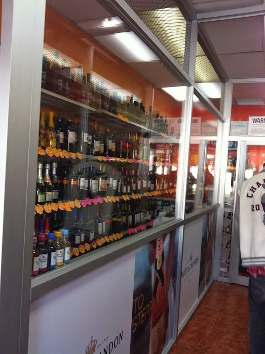 Murdock Discount Liquors 2