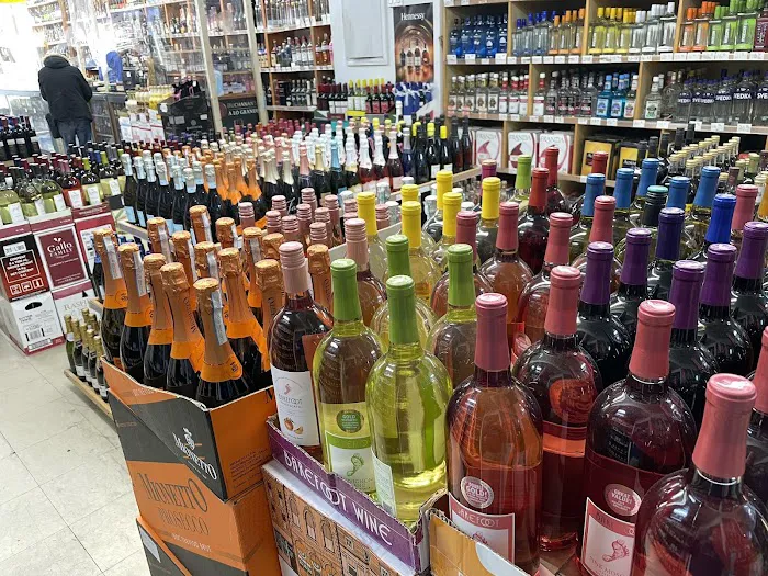 Heights Liquor & Wine 5