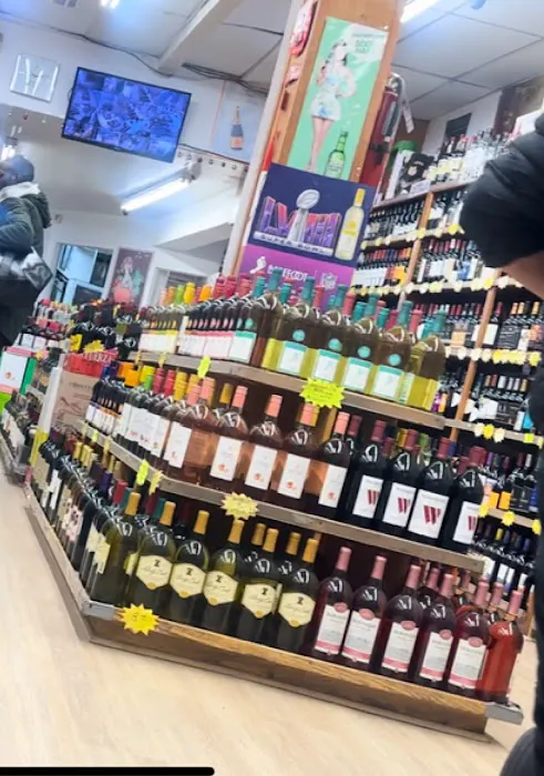 Heights Liquor & Wine 9