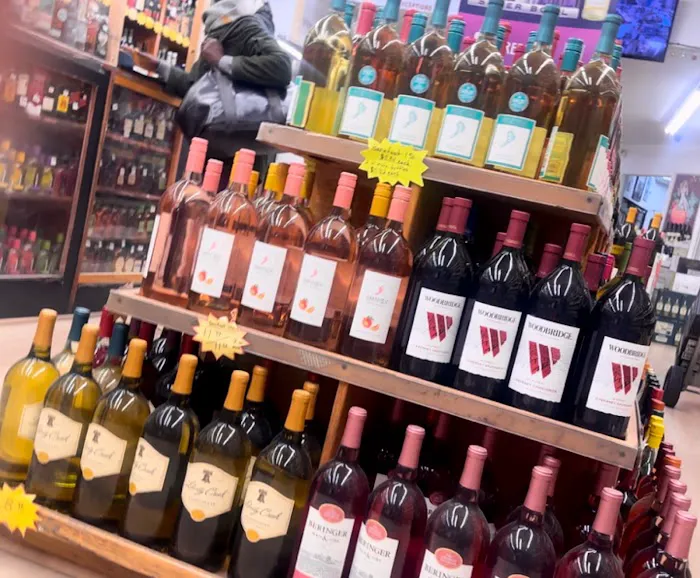 Heights Liquor & Wine 2