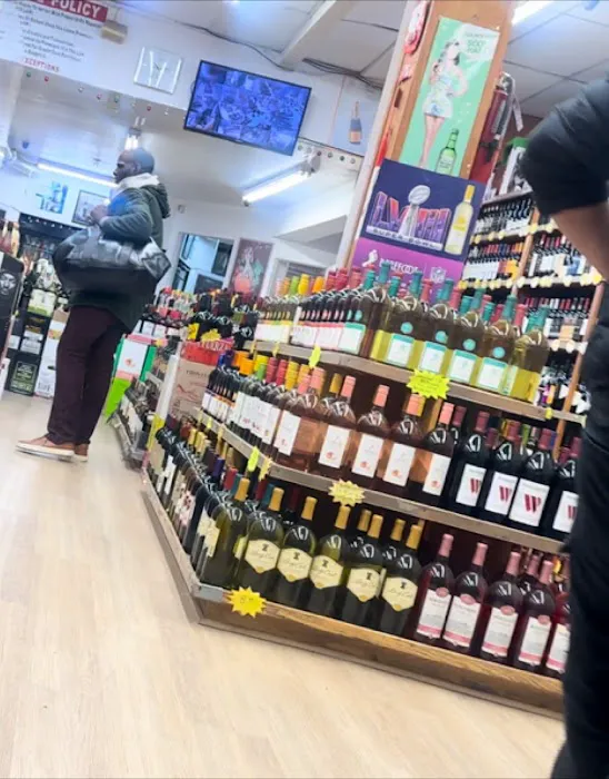Heights Liquor & Wine 3