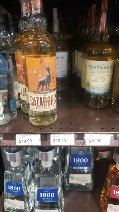 LIQUORS & WINES 0