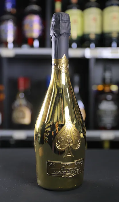 BLUE SKY WINE & LIQUOR / 法拉盛 酒庄 缅街 Flushing 9