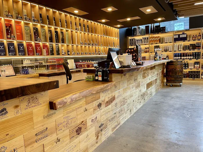 Leivine Wine & Spirits 5