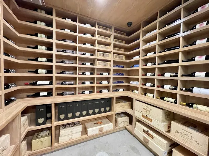 Leivine Wine & Spirits 2