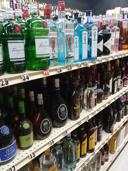 Union Street Wine & Liquor 4