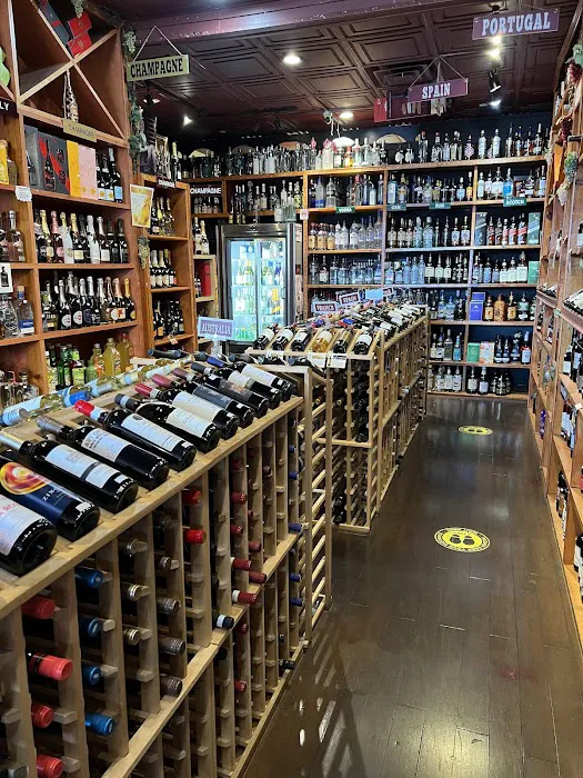 Aroma Liquors 1