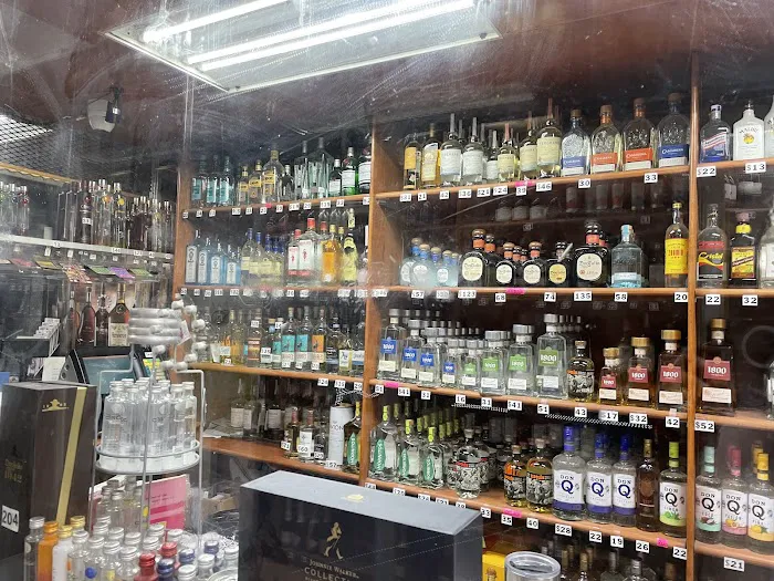 Jardy Wines & Liquor 3