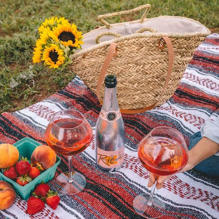 Javier Wine & Liqours 9