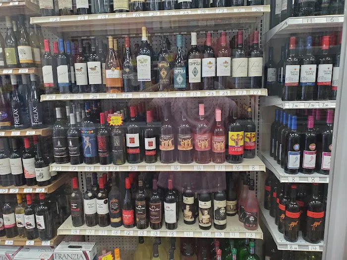 J&M Liquor Store 8
