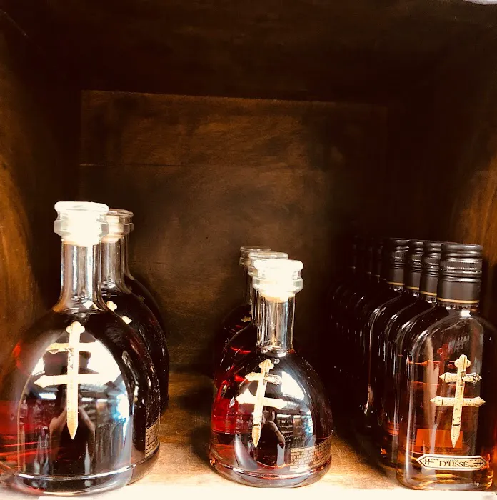 Elie's wines and Liquor 2