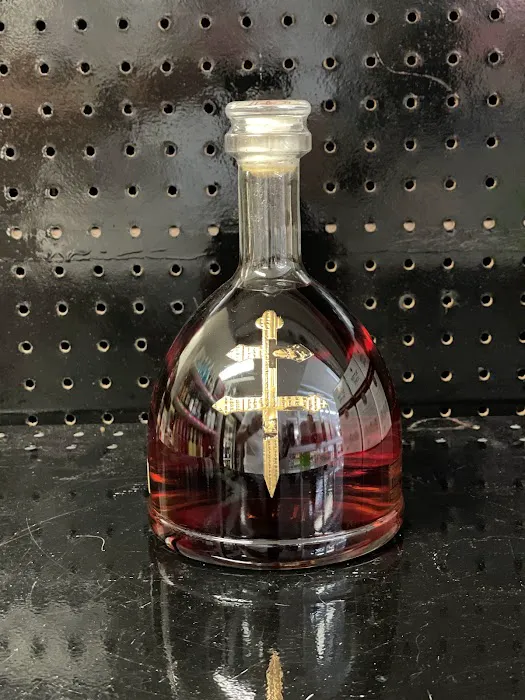 Clay Ave Liquors & Wines 3