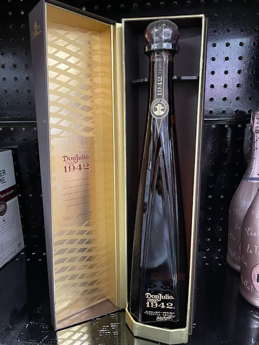 Clay Ave Liquors & Wines 4