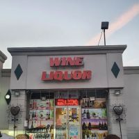 Douglaston Plaza Wines & Spirits