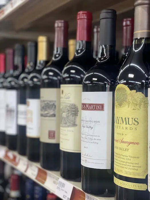 Bellerose Wines & Liquor 0