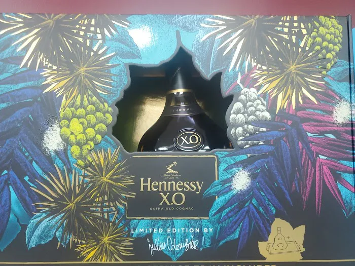 Lucky Star Liquor & Wine 2