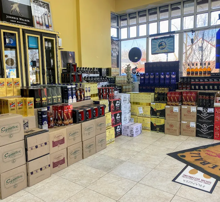 Lucky Star Liquor & Wine 9