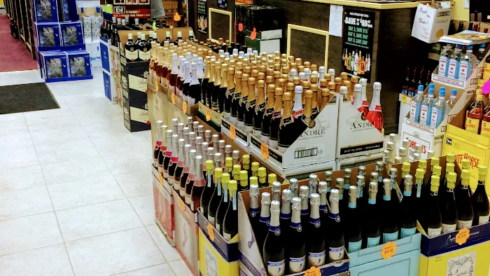 Lucky Star Liquor & Wine 8