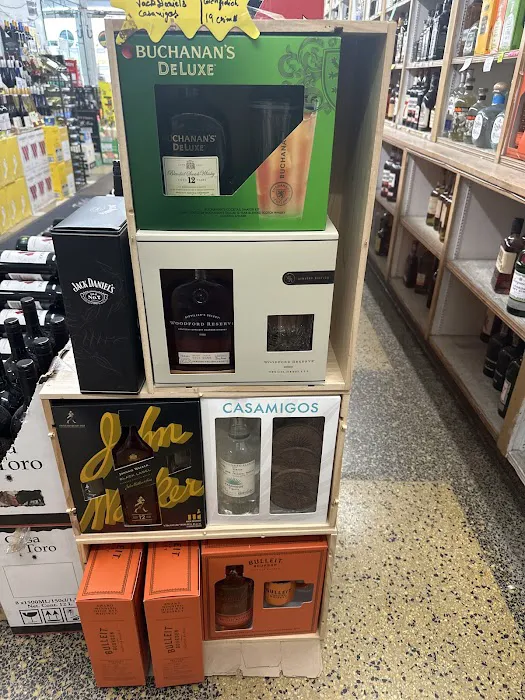 Wine & Liquor 9