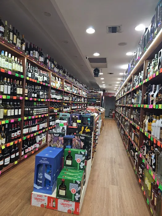 R&G Wine and Liquor 1