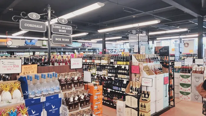 Cappy's Warehouse Wine & Spirits 3