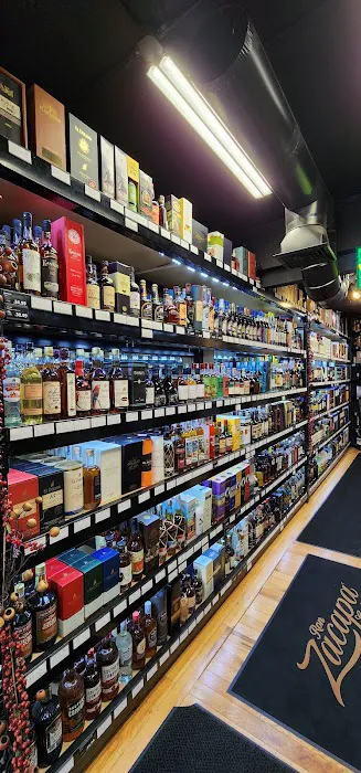 Pike's Wine & Liquor 1