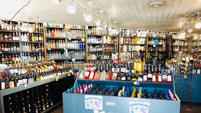 Great Neck Wines & Spirits 9