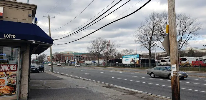 Belmont Deli and Grill 2